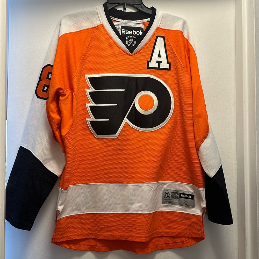Authentic Philadelphia Flyers number 28 jersey Giroux Reebok size small